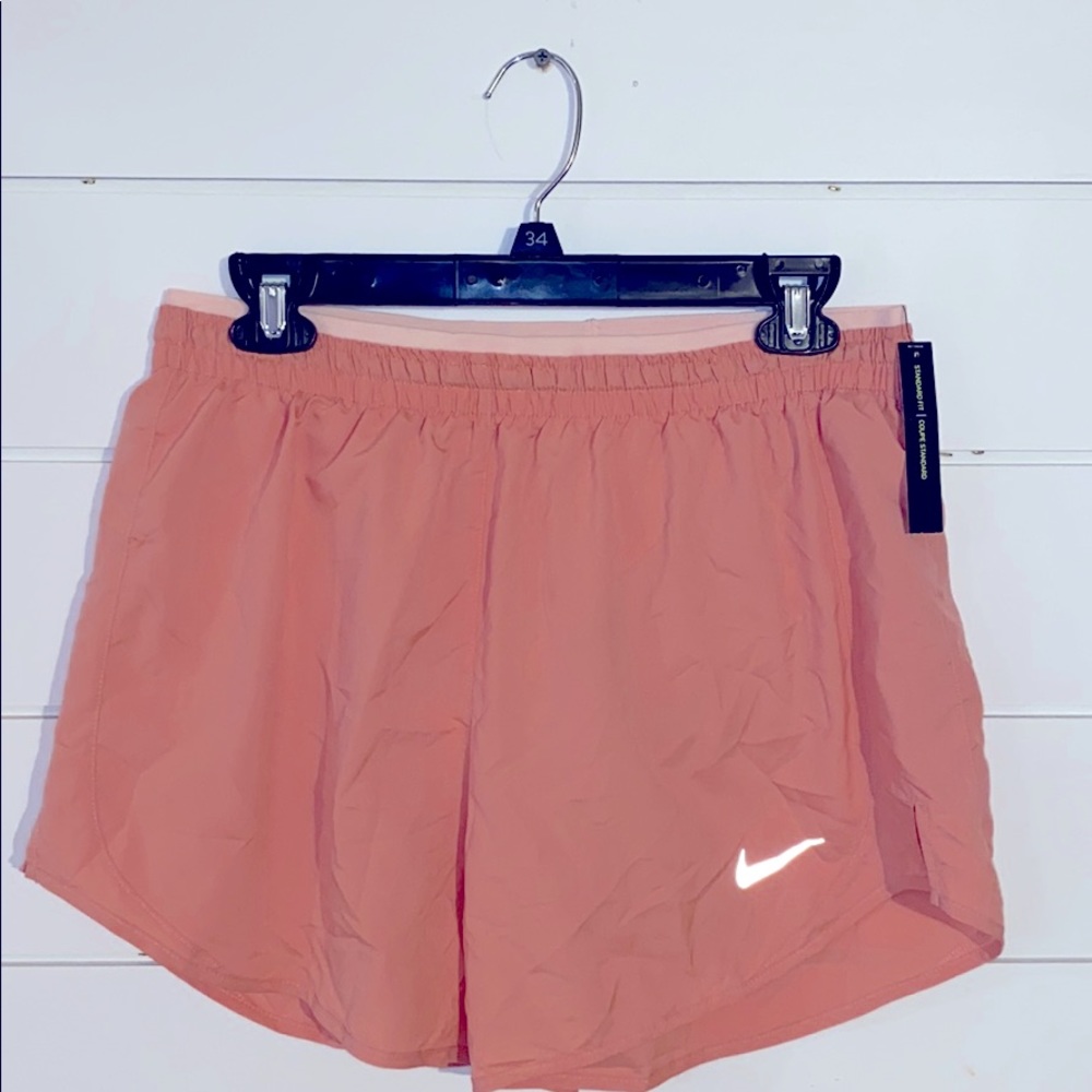 Nike running shorts -tag on